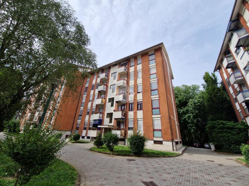 Quadrilocale in Via Monte Bianco 133, Limbiate