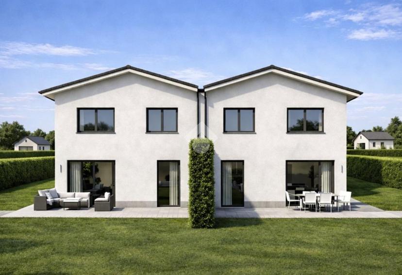 Villa in Via Ceramica S. Giovanni, Viano