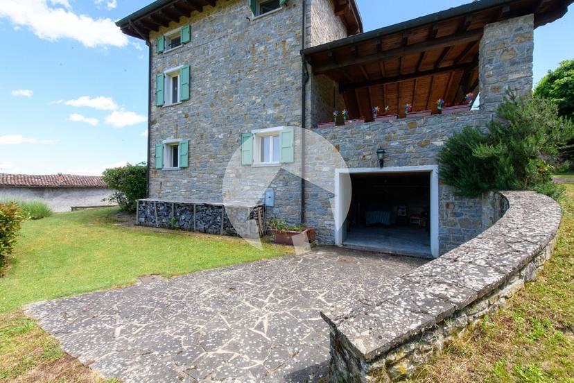 Casa indipendente in Via Montecroce 5, Toano — foto 3 di 5