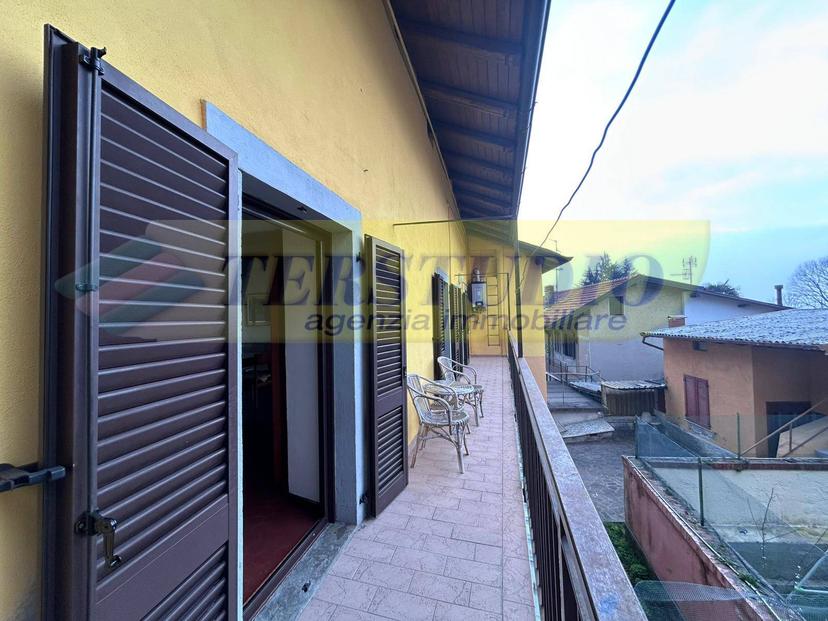 Trilocale in Via Sant' Antonio 5, Caprino Bergamasco — foto 4 di 5