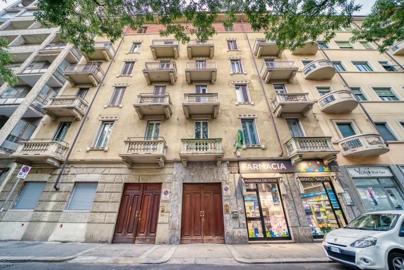 Bilocale in Corso Peschiera 244, Torino