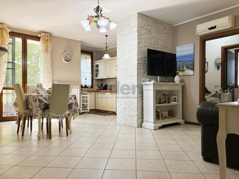 Trilocale in Corso Martiri 242, Castelfranco Emilia — foto 5 di 5