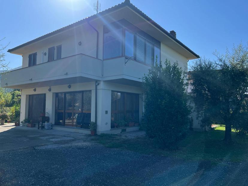 Villa a schiera in Via Cialdini 1, San Giuliano Terme — foto 3 di 5