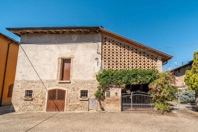 Villa in Via I. Newton 92, Reggio nell'Emilia — foto 2 di 5