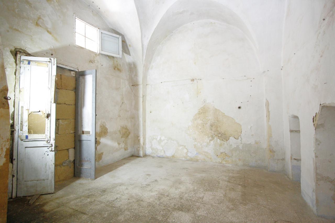 Casa indipendente in Vico San Lorenzo, Matino