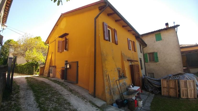 Villa a schiera in Via della Piscina 6, Zocca — foto 2 di 5