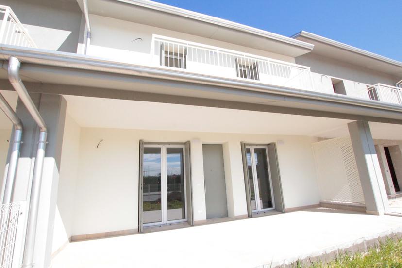 Villa a schiera in Via Fabio Filzi, Quinto Vicentino — foto 2 di 5