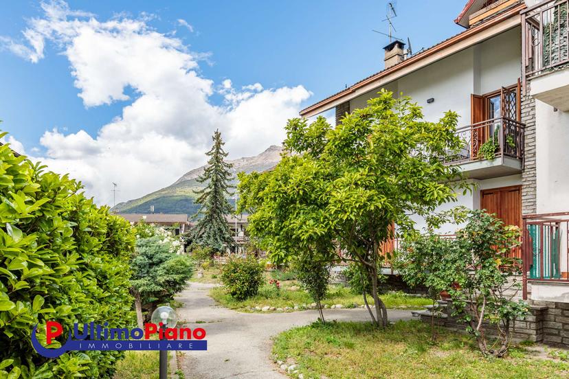 Trilocale in Frazione Plan Felinaz  48, Charvensod — foto 4 di 5