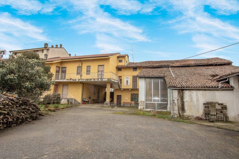 Appartamento in Piazza Giuseppe Mazzini, Trino — foto 3 di 5