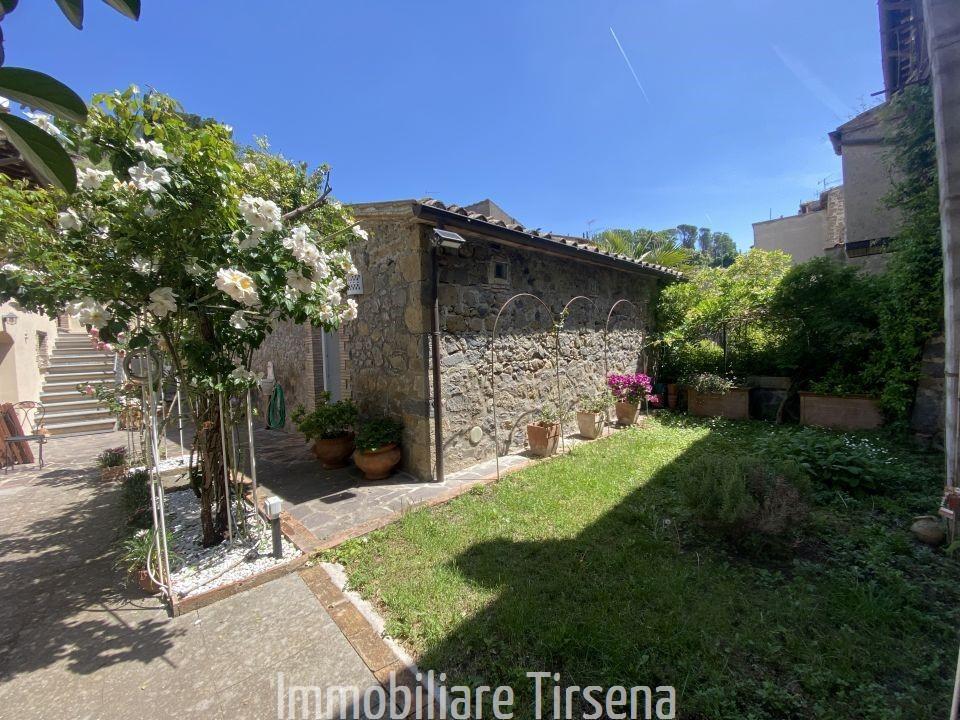 Quadrilocale, Bolsena