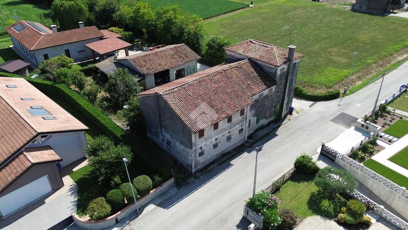 Casa indipendente in Via Carità 4, Castelfranco Veneto