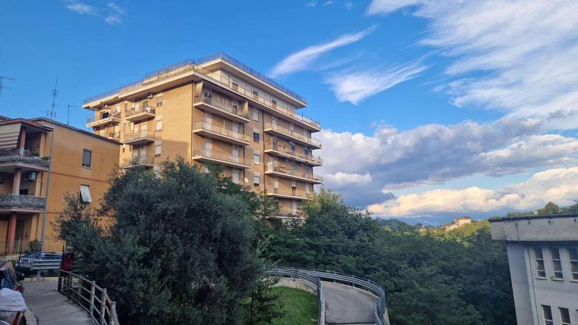 Quadrilocale in Via Fosse Ardeatine 42, Frosinone