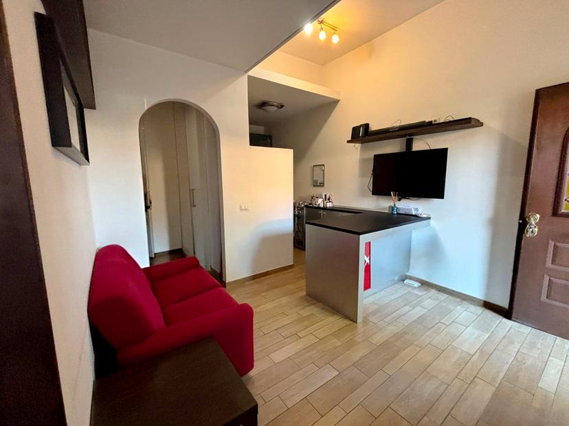 Monolocale in Via dei Monti di San Paolo 23e, Roma