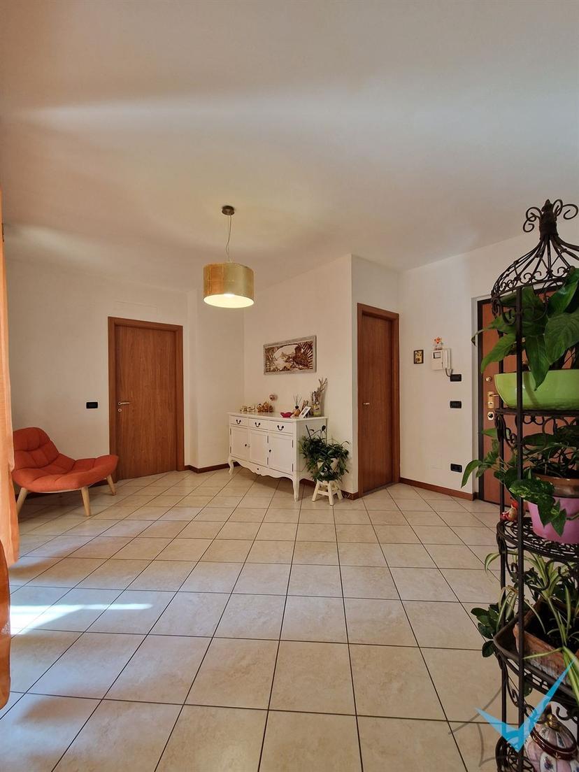 Trilocale in Via Leonardo da Vinci 58, Limbiate — foto 2 di 5