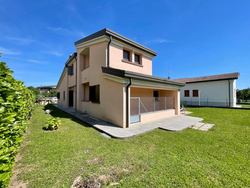 Villa unifamiliare, Spilimbergo — foto 2 di 5