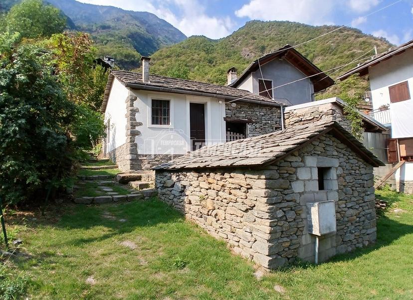 Rustico in Frazione Echallod Inferiore, Arnad — foto 4 di 5