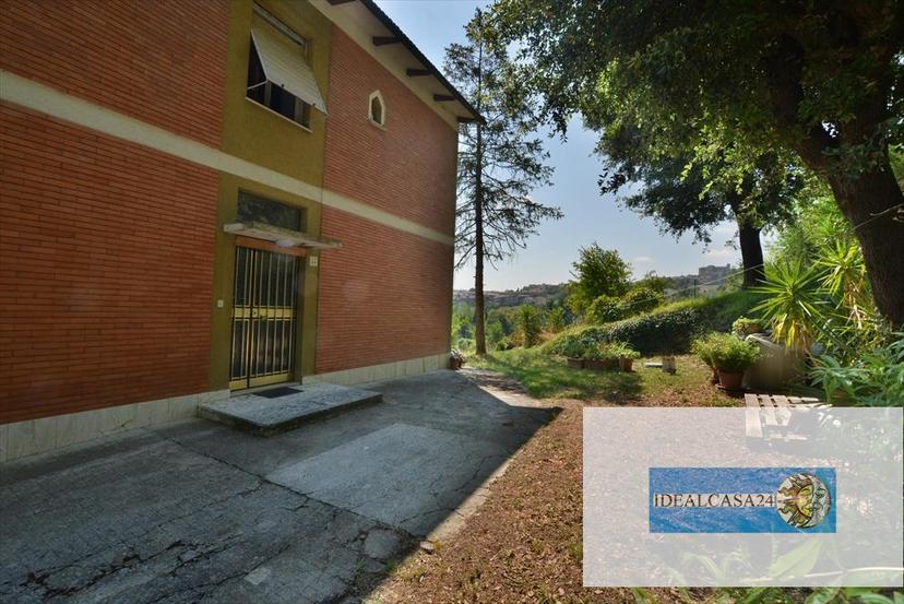Casa indipendente in C.da Santo Stefano 35, Macerata — foto 3 di 5