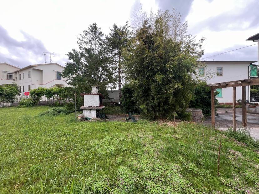 Villa bifamiliare, Rosignano Marittimo — foto 4 di 5