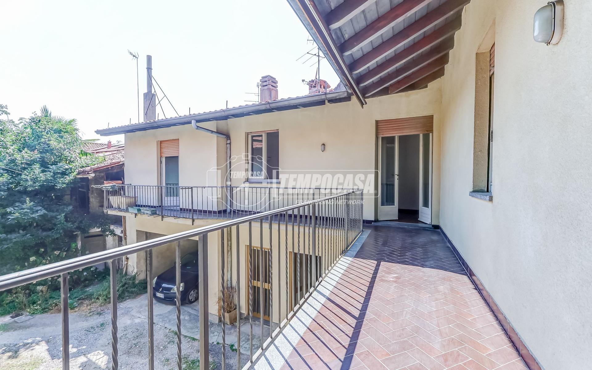 Quadrilocale in Via Gallidabino Cesare 21/25, Somma Lombardo
