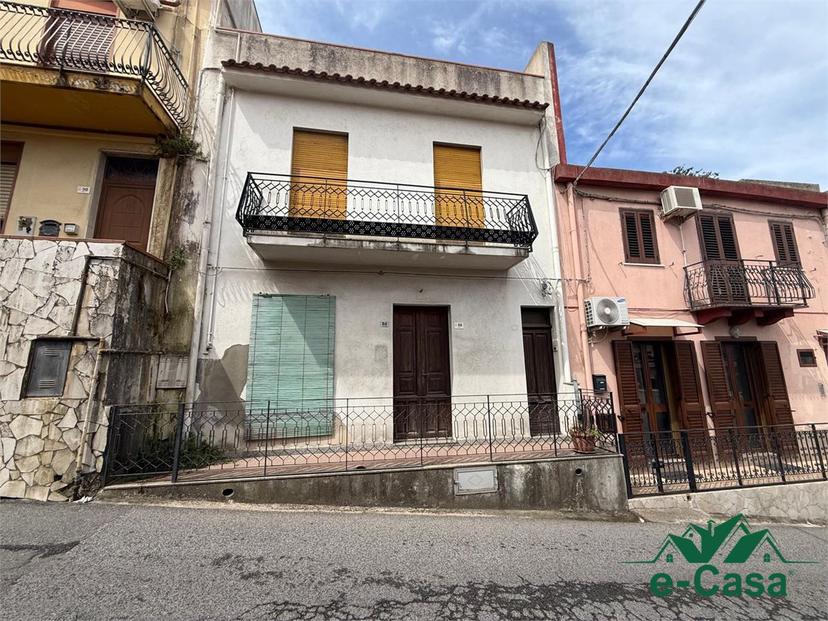 Casa indipendente in Via Roma  Sp52 82, Villafranca Tirrena — foto 2 di 5