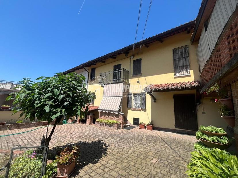 Cascina in Strada Provinciale 29 21, Calliano — foto 2 di 5