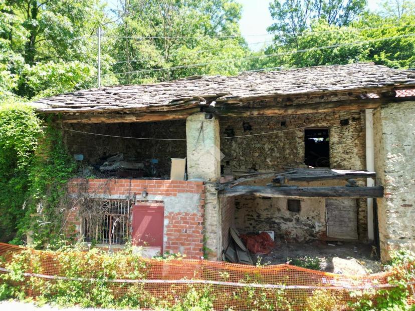 Rustico in Via Comba Rio Torto, Verzuolo — foto 3 di 5