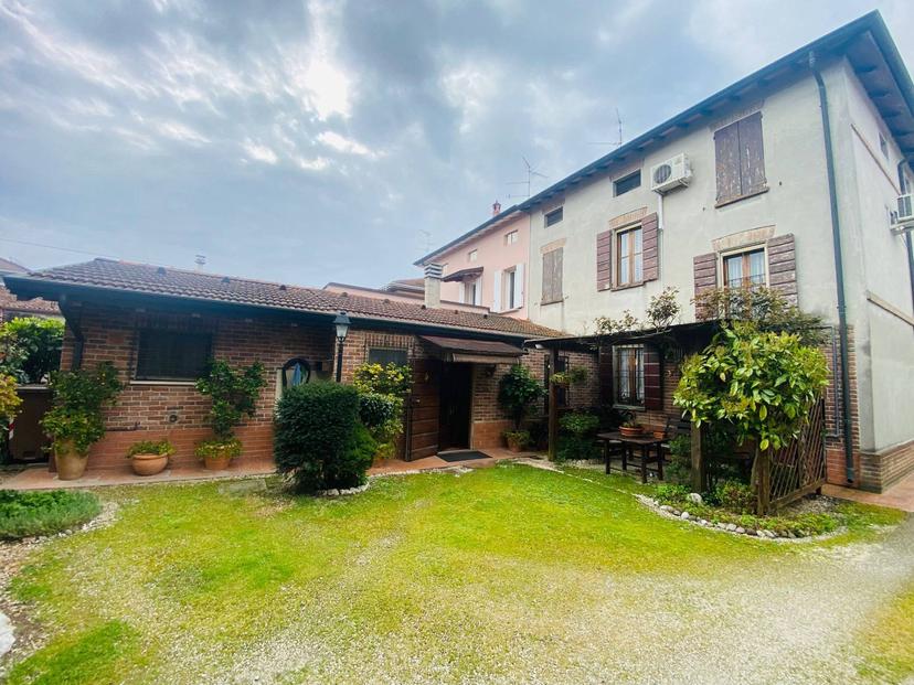 Villa, Quistello — foto 5 di 5