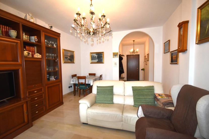 Trilocale in Via Nazario Sauro 15, Bernareggio — foto 2 di 5