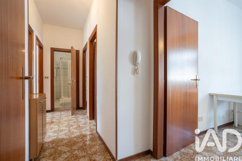Quadrilocale in Via Oreste Lizzadri, Urbino — foto 2 di 5