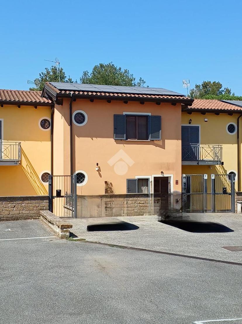 Villa a schiera in Via Niccolò Paganini, Nepi — foto 3 di 5