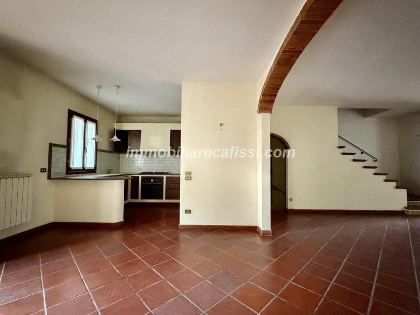 Villa a schiera in a Vittorio Emanuele II 34, Poggio a Caiano — foto 4 di 5