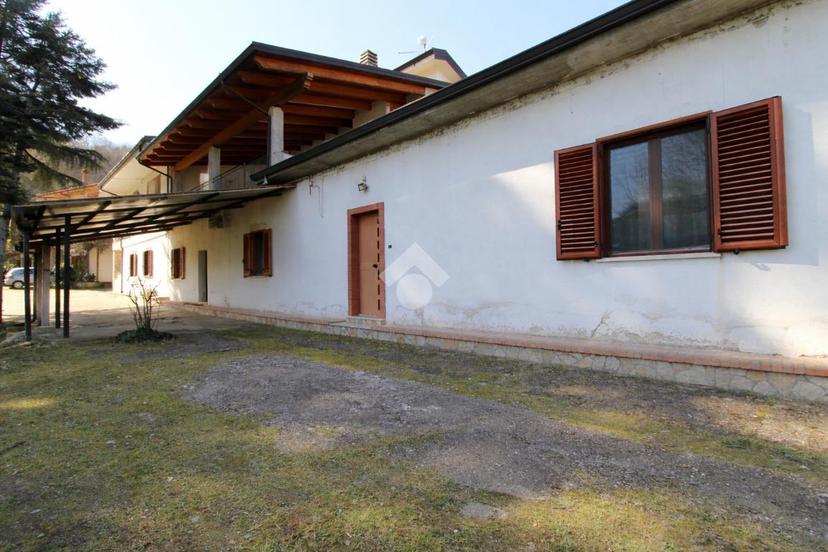 Casa indipendente in Via Manca Lauro 00, Montalto Uffugo — foto 3 di 5