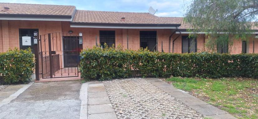 Trilocale in Via Cintioni, San Vito Chietino — foto 2 di 5