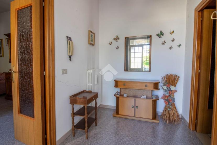 Casa indipendente in Via della Stazione, Roseto degli Abruzzi — foto 4 di 5