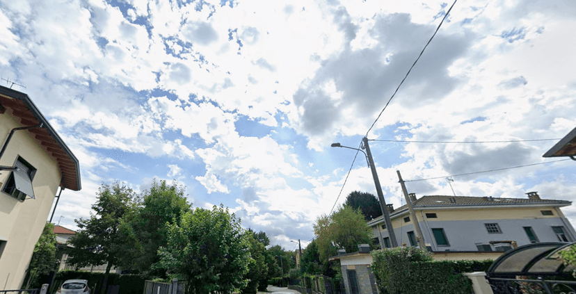 Trilocale in Via Antonio Stanga, Erba