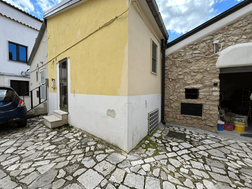 Casa indipendente in Vicolo Curvo 9, San Giovanni Rotondo — foto 4 di 5