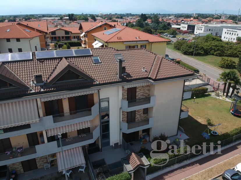 Trilocale in Via di Vittorio 31, Samarate — foto 2 di 5