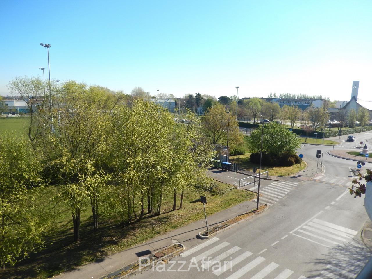 Quadrilocale in Via Giuseppe Parini, Piove di Sacco