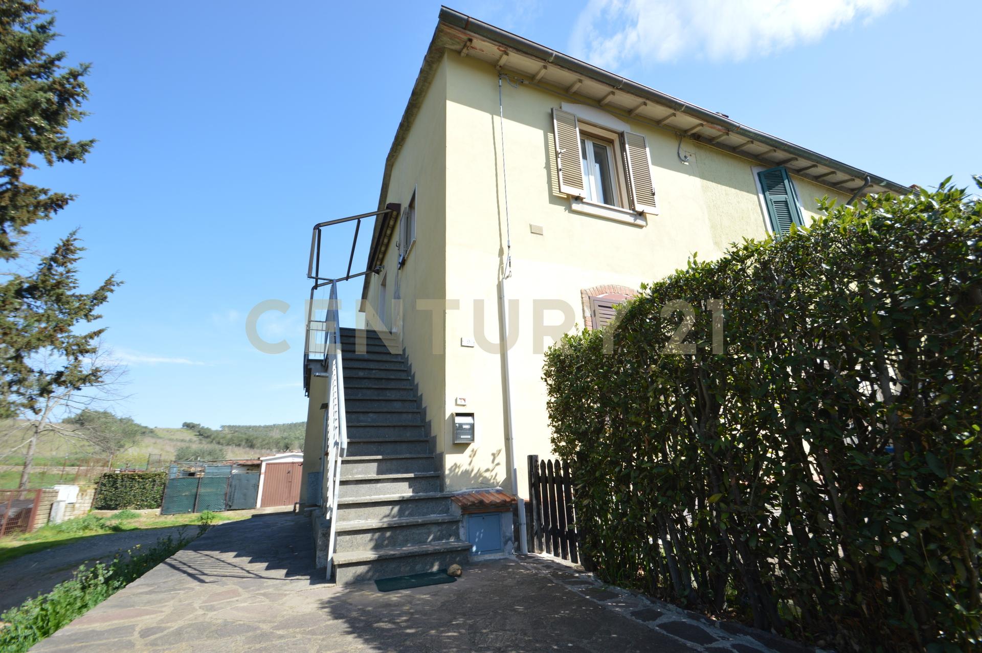Villa a schiera in Via delle Case Nuove 1, Roccastrada