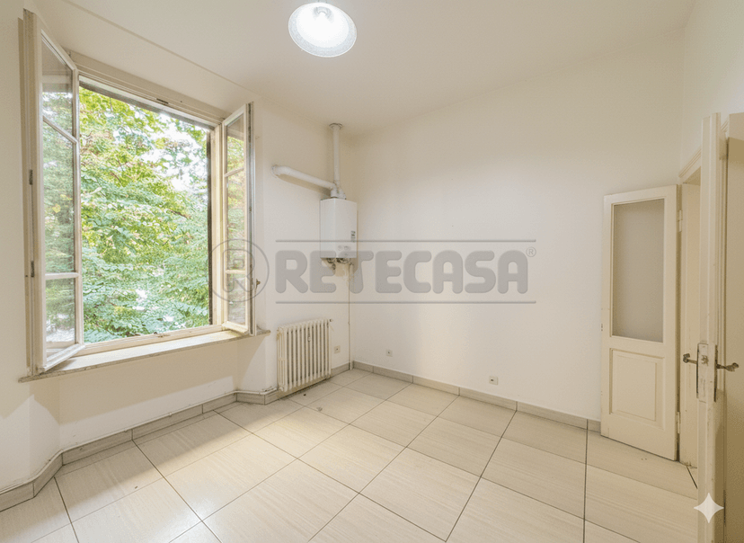 Trilocale in Piazza della Vittoria, Castelleone — foto 2 di 5