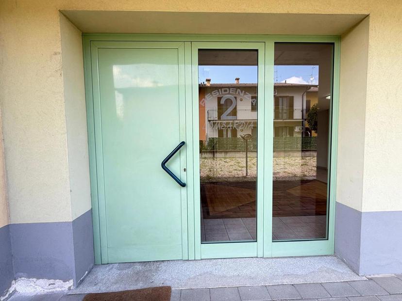 Bilocale in Via Lombardia  1, Pieve Porto Morone — foto 2 di 5