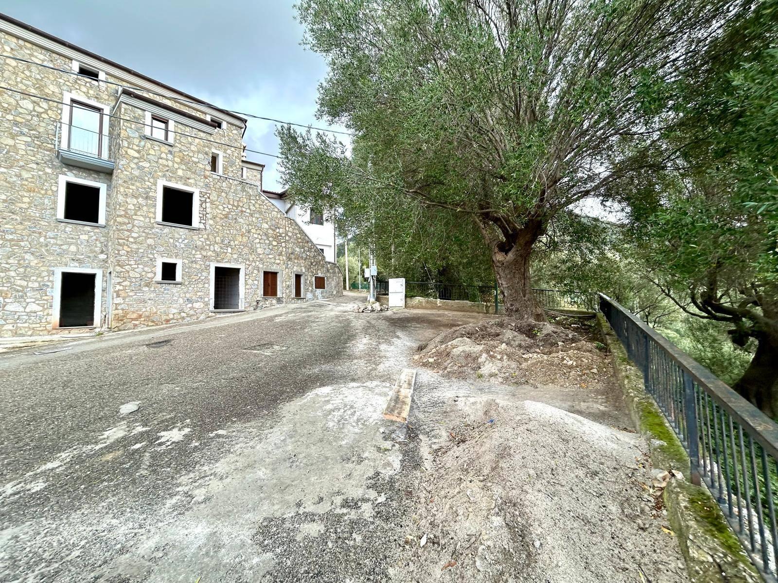 Casa indipendente in Via Chiusa 3, Pisciotta