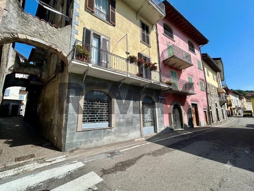 Trilocale, Riva di Solto — foto 2 di 5