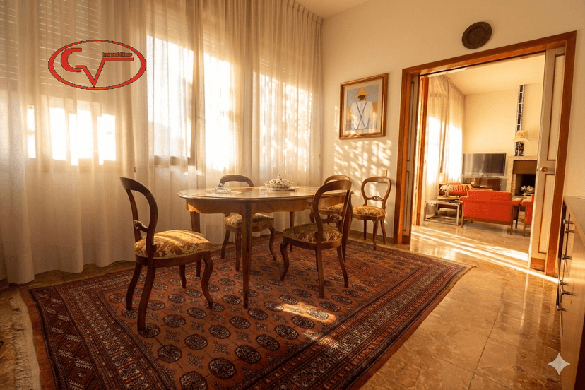 Villa in Via Trieste, San Giovanni Valdarno — foto 3 di 5