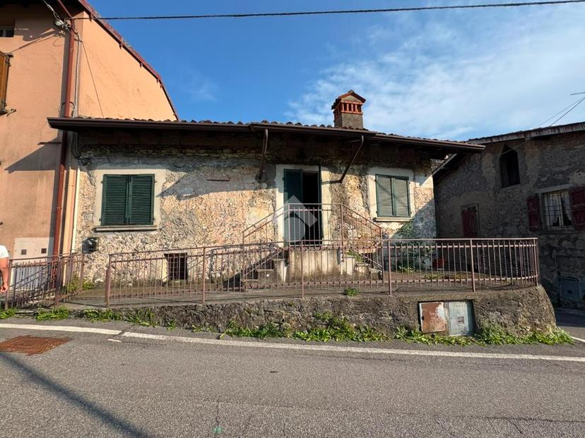 Casa indipendente in Via Monte Adamello 2, Solto Collina — foto 4 di 5