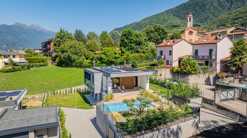 Villa in Via Perlino, Colico — foto 5 di 5