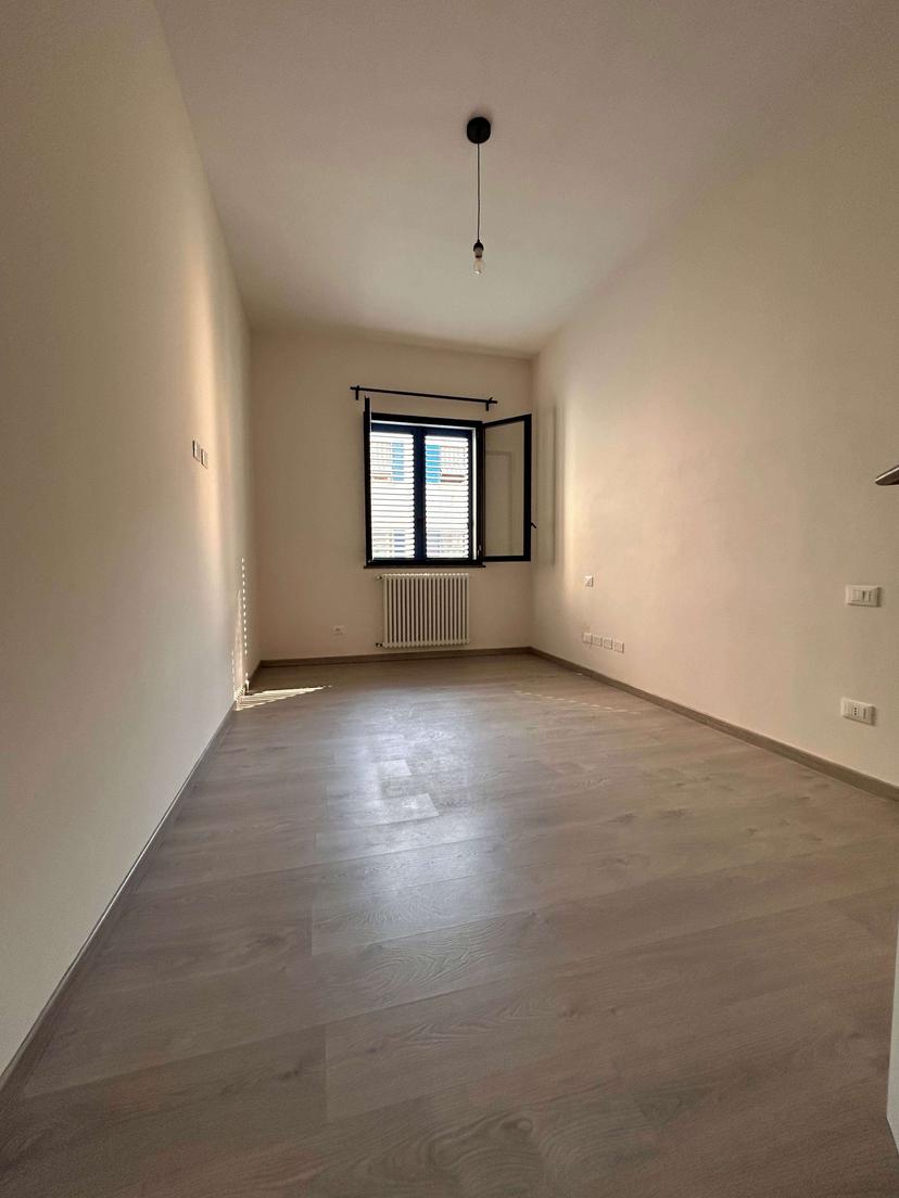 Trilocale in Via Melozzo da Forlì , Rimini