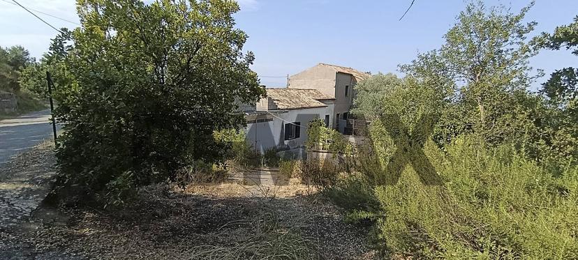 Casa indipendente, San Demetrio Corone