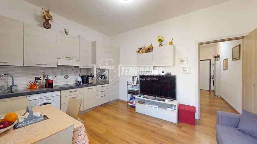 Bilocale in Via G. Donizetti 25, Carate Brianza — foto 2 di 5