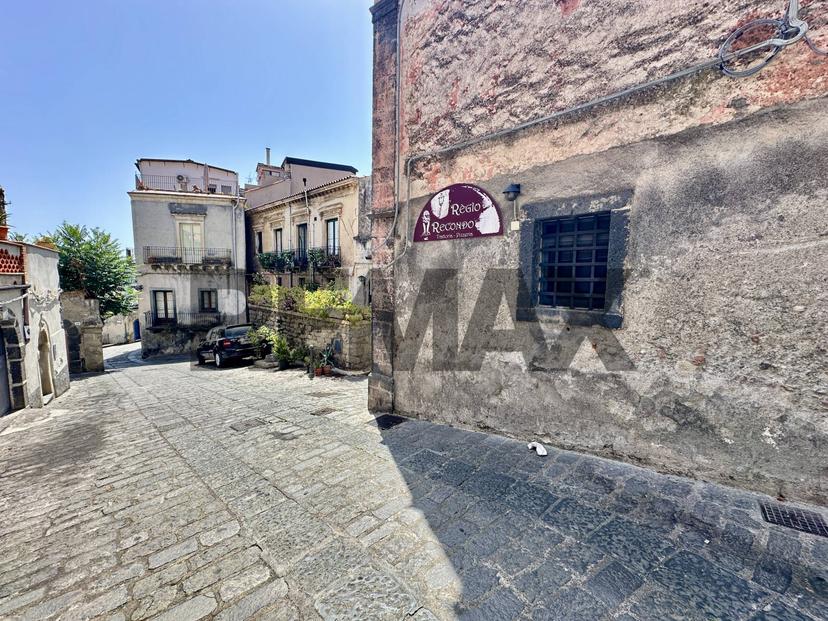 Casa indipendente in Via Federico Secondo 14, Castiglione di Sicilia — foto 2 di 5
